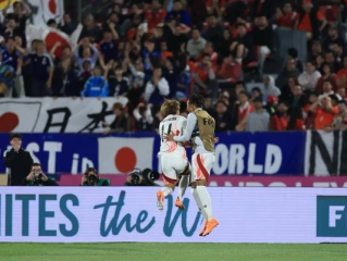 日本队志在夺冠，首战遭遇劲敌挑战
